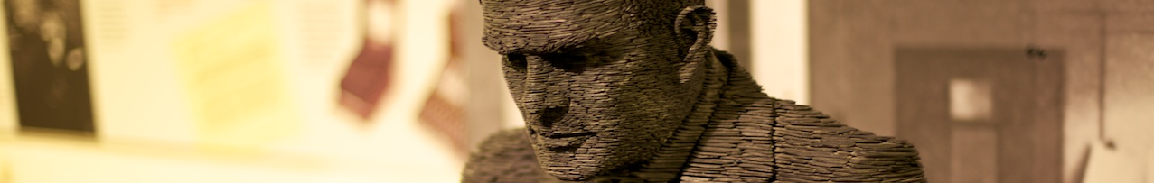 (c) Statue of Alan Turing (Stephen Kettle, 2007). Photografy:  James O'Gorman (CC BY-SA 2.0)